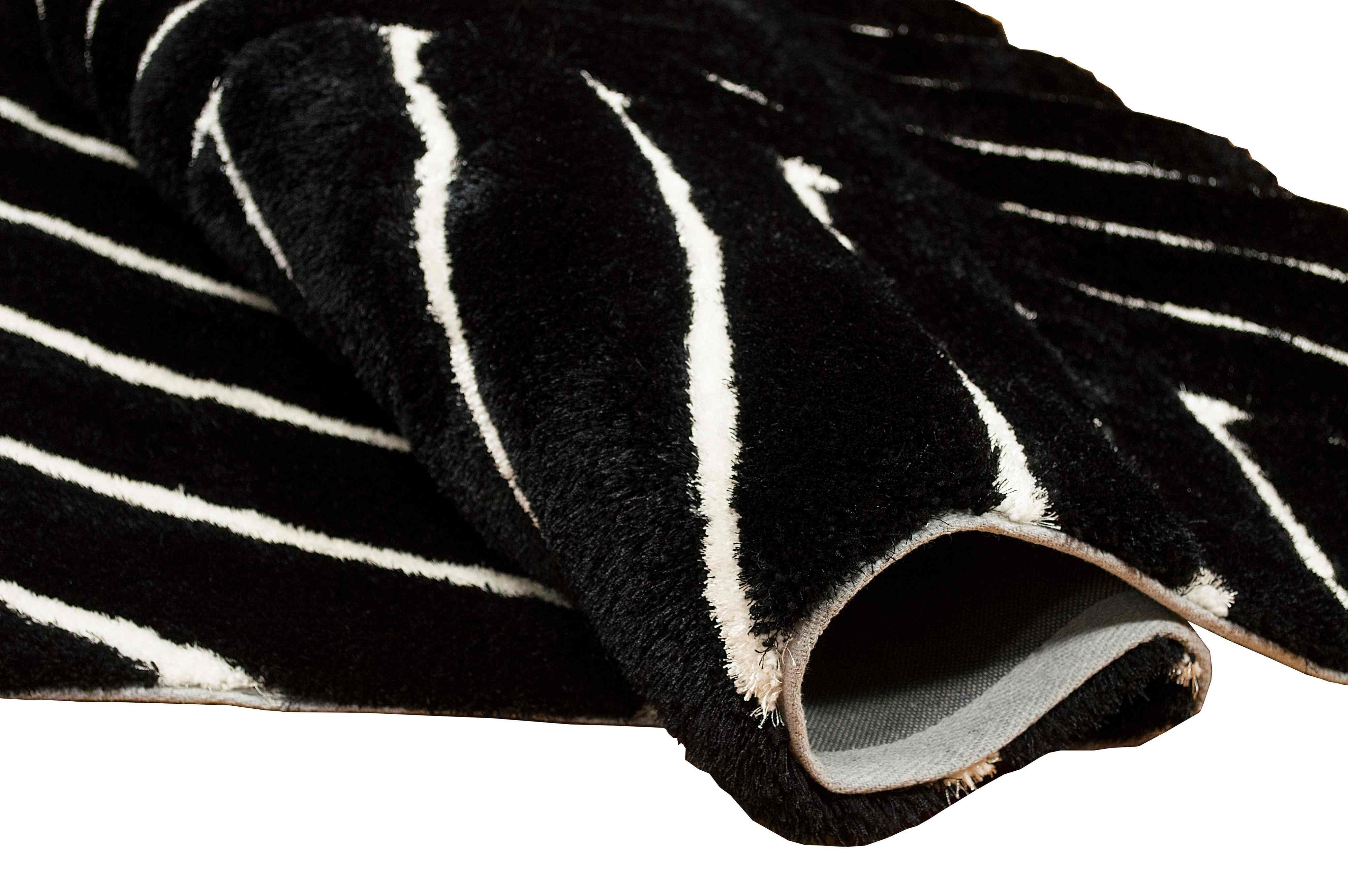 3-D Hand Carved Shaggy Rug - Soft Modern Colors