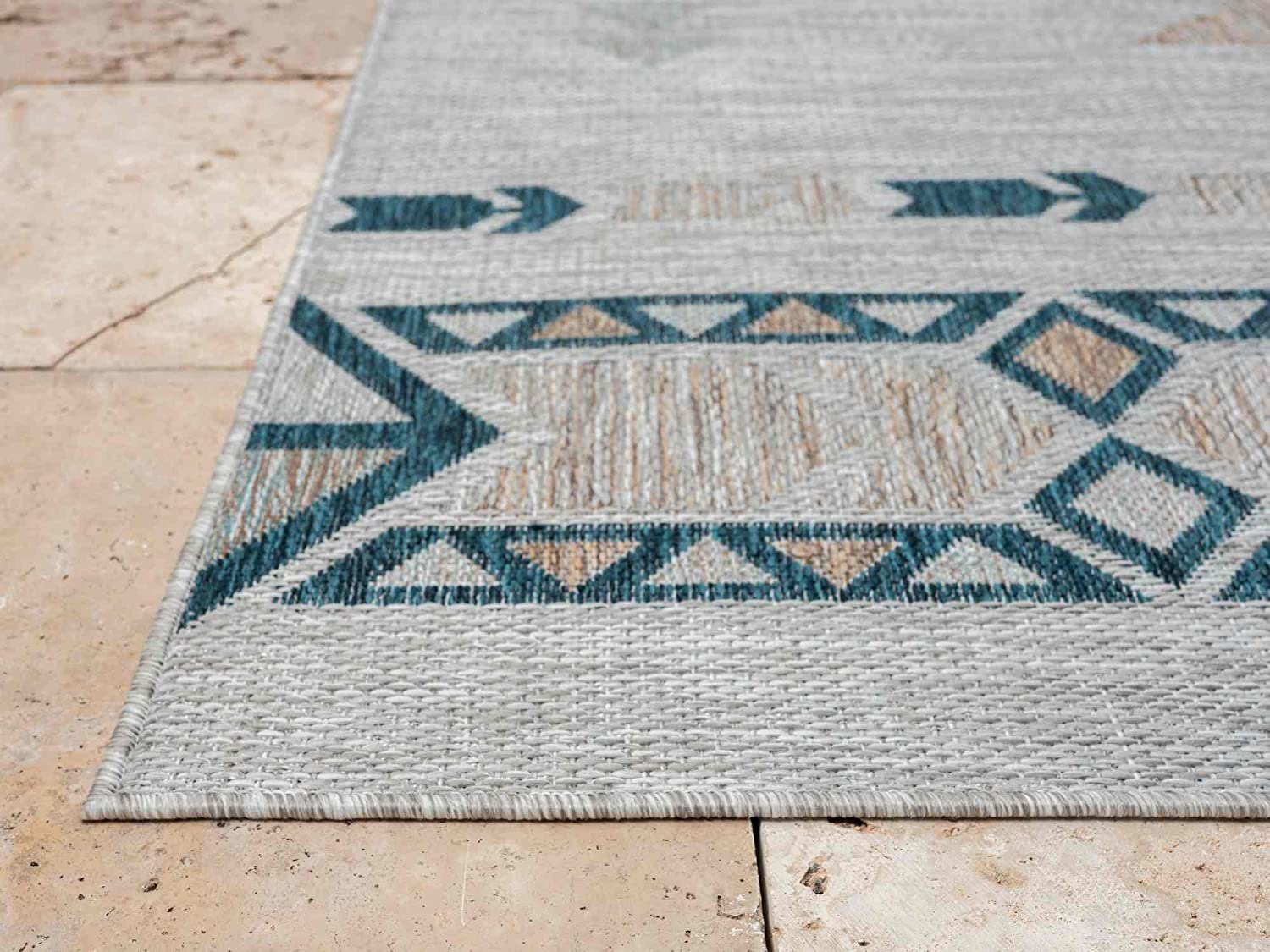 Southwestern Navajo Outdoor Rug – Waterproof and Fade-Resistant – 5x7 & 8x10 Sizes